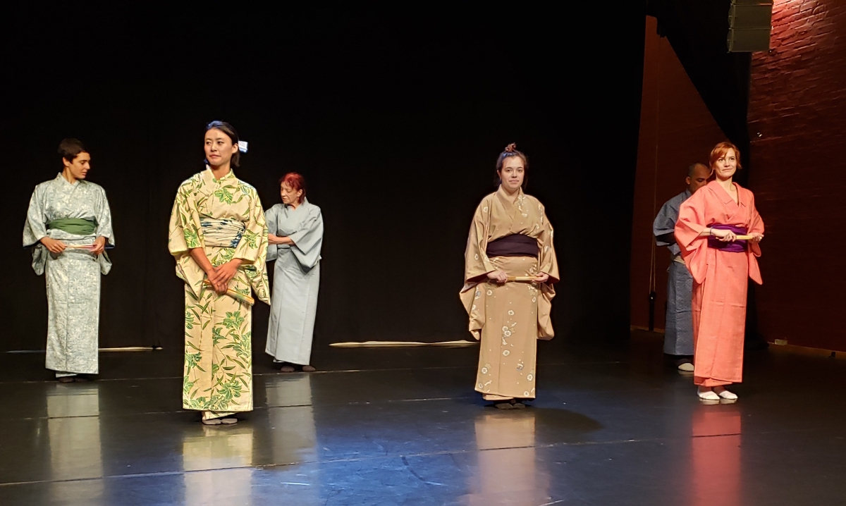 Ikebana workshop, Transit 2019. Photo: Linda Lyn Cunningham