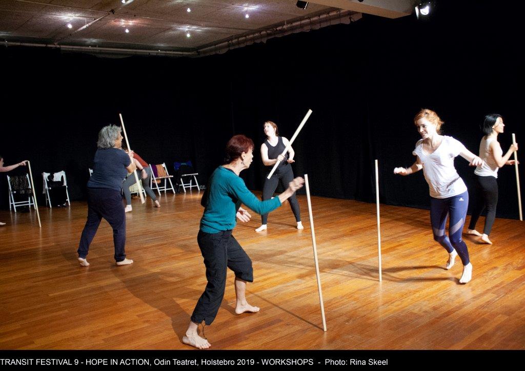 Ikebana workshop, Transit 2019. Photo: Rina Skeel